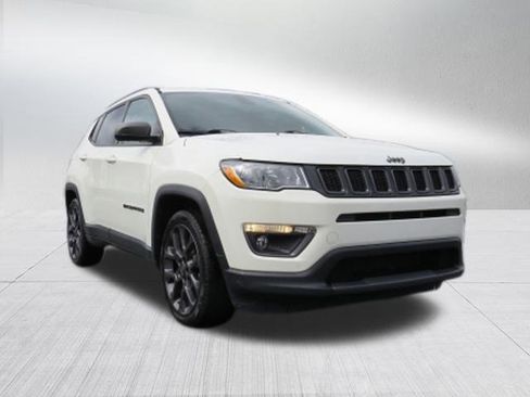 Certified 2021 Jeep Compass Latitude image 9
