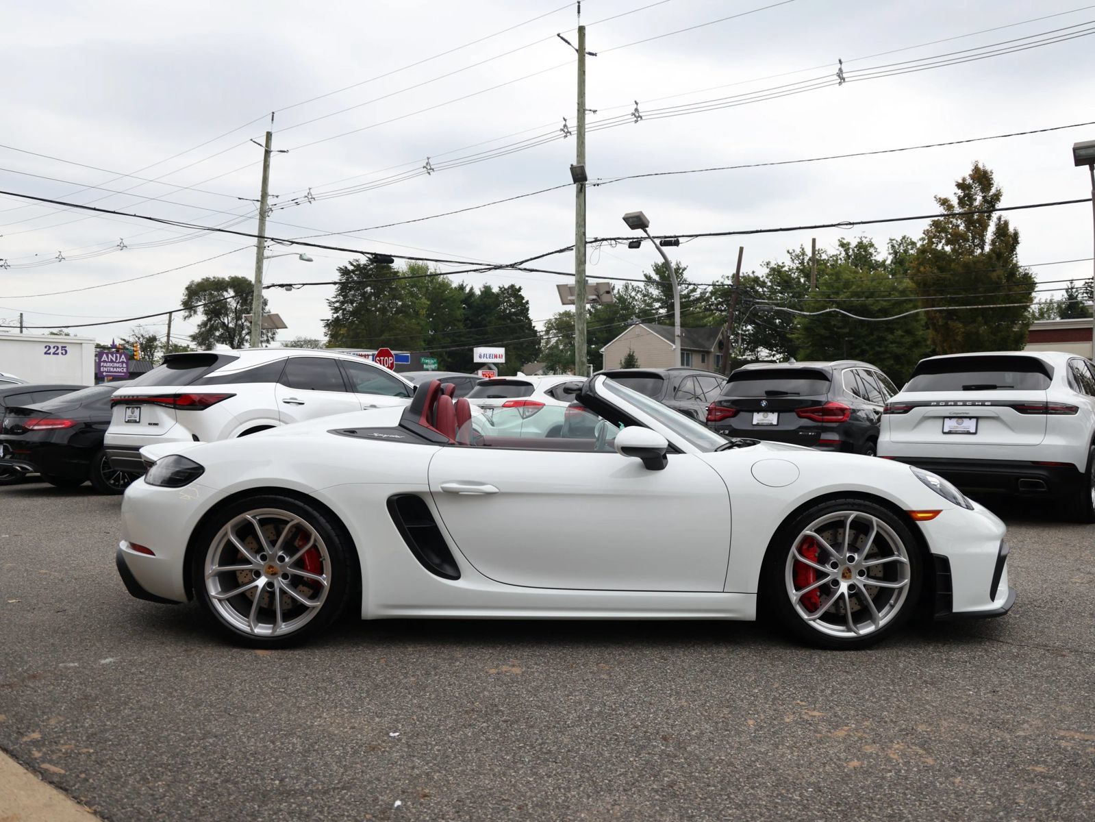 Used 2021 Porsche 718 Boxster Spyder RWD image 4