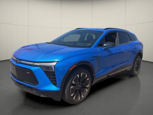 Used 2024 Chevrolet Blazer EV RS AWD/4WD image 3