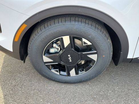 New 2026 Kia Sportage LX image 37