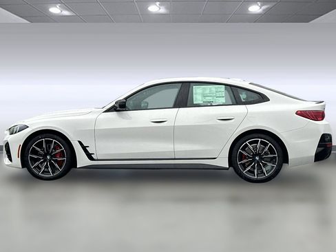 New 2026 BMW 430i xDrive w/ M Sport Package image 2