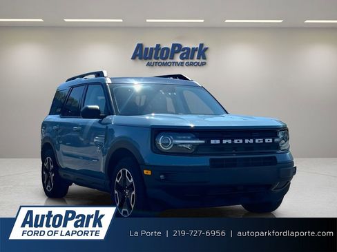 Certified 2023 Ford Bronco Sport Outer Banks w/ Tech Package AWD/4WD image 1
