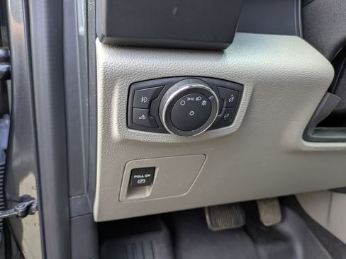 Used 2020 Ford F150 XL w/ Equipment Group 101A Mid AWD/4WD image 18