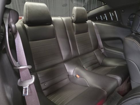 Used 2014 Ford Mustang GT Premium w/ Comfort Package RWD image 35