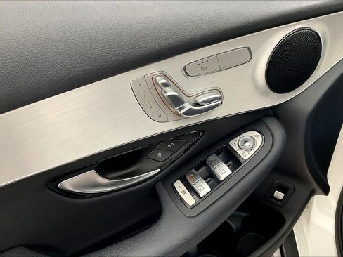 Certified 2019 Mercedes-Benz GLC 300 4MATIC image 37