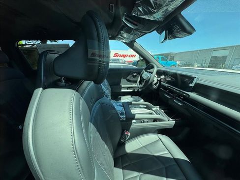 New 2027 Kia Telluride EX X-Line image 3