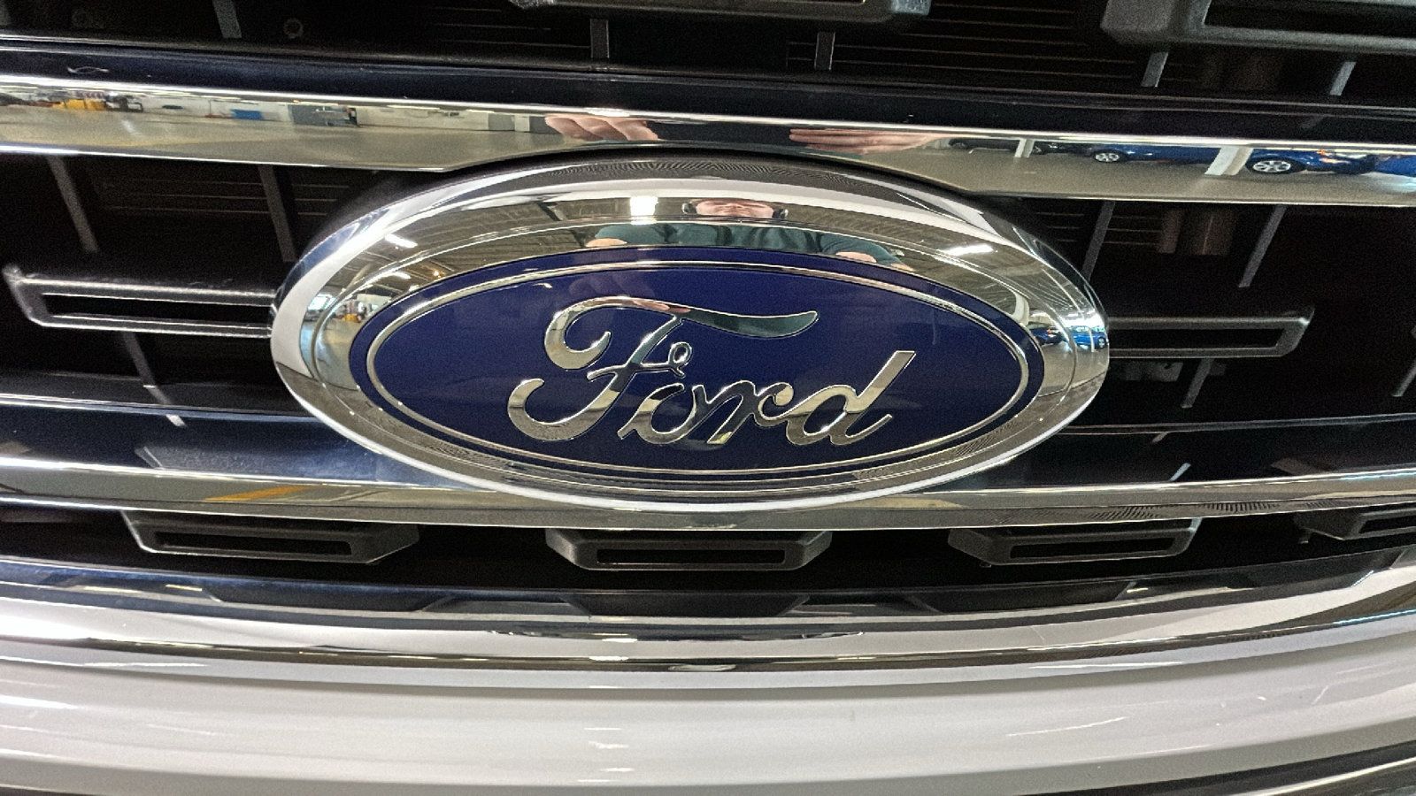 Used 2023 Ford F150 XLT w/ XTR Package AWD/4WD image 9