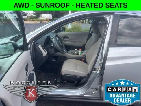 Used 2017 Honda HR-V EX image 6