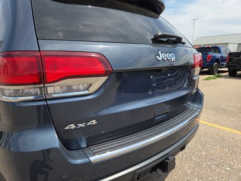 Used 2021 Jeep Grand Cherokee Limited w/ Trailer Tow Group IV AWD/4WD image 6