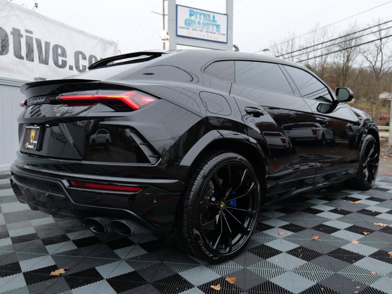 Used 2021 Lamborghini Urus AWD/4WD image 93
