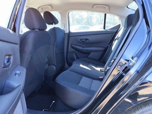 New 2025 Nissan Sentra SV image 8