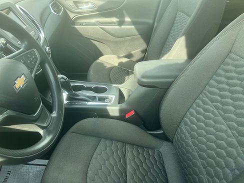 Used 2019 Chevrolet Equinox LT FWD image 7