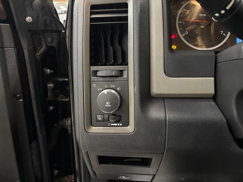 Used 2012 RAM 1500 Express w/ ST Popular Equipment Group AWD/4WD image 15