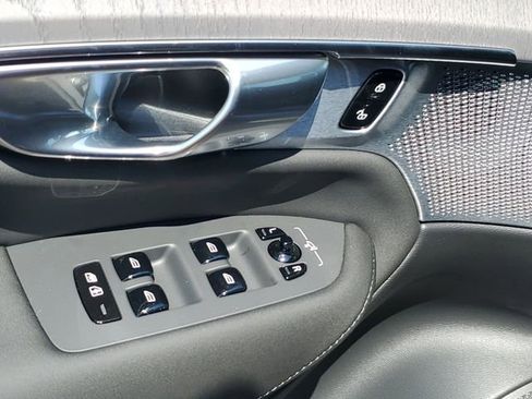 New 2026 Volvo XC90 B6 Ultra w/ Protection Package Premier AWD/4WD image 24