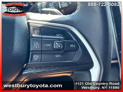 Used 2024 Jeep Grand Cherokee L Laredo image 24