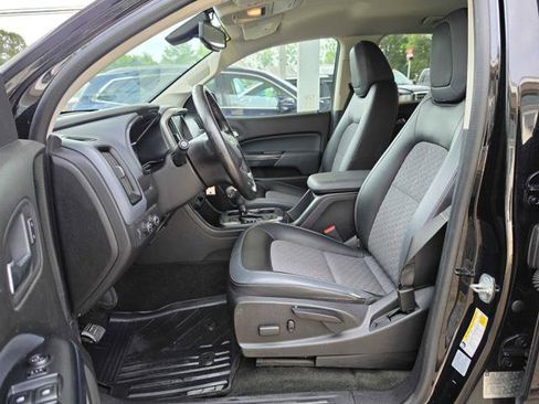 Used 2015 Chevrolet Colorado Z71 AWD/4WD image 13