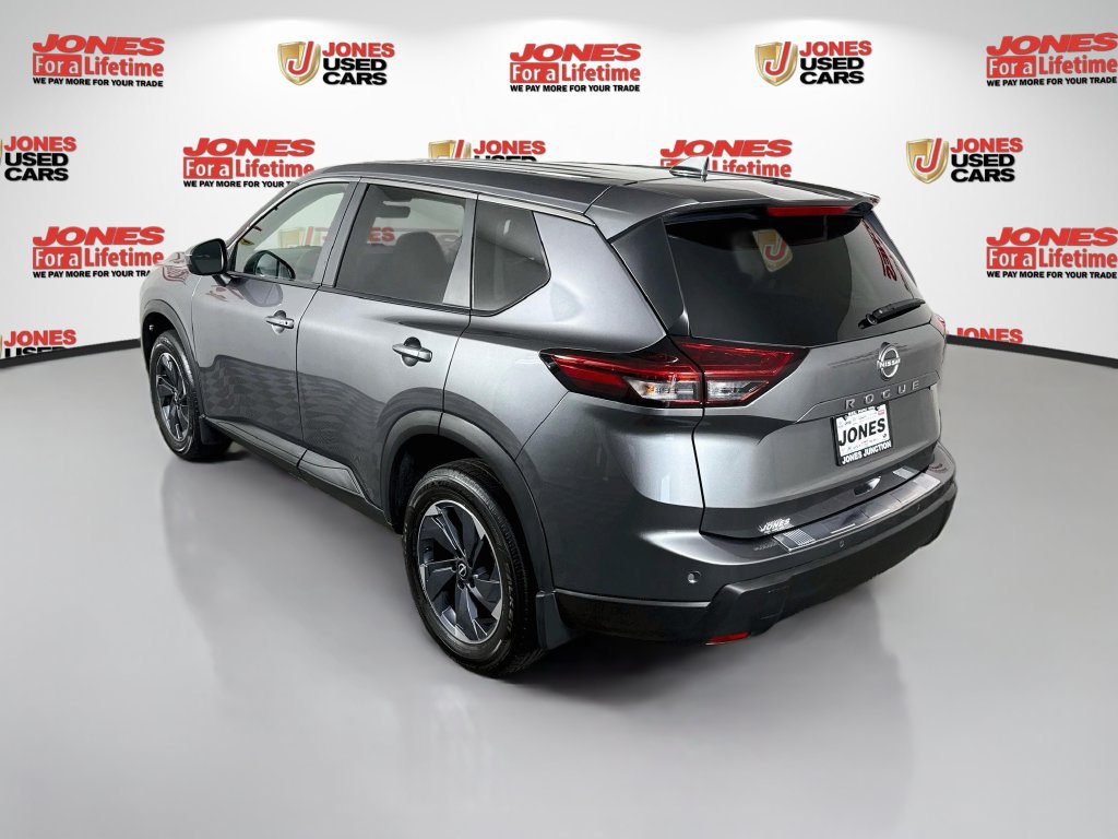 Certified 2025 Nissan Rogue SV FWD image 2