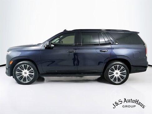 Used 2022 Cadillac Escalade Sport Platinum image 4