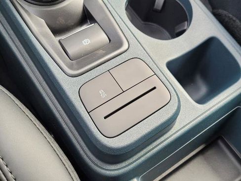 New 2025 Ford Maverick Lariat w/ Black Appearance Package image 25