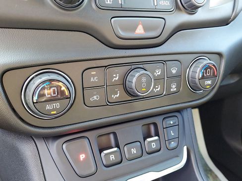 Used 2020 GMC Terrain Denali image 24