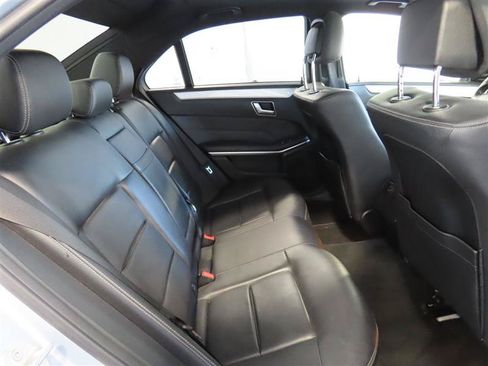 Used 2016 Mercedes-Benz E 350 4MATIC Sedan w/ Premium Package image 34