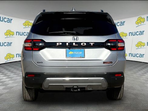 New 2026 Honda Pilot TrailSport image 6