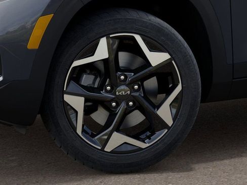 New 2025 Kia Seltos EX image 9