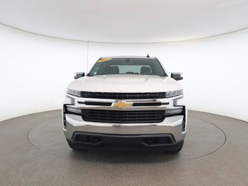 Used 2021 Chevrolet Silverado 1500 LT image 32