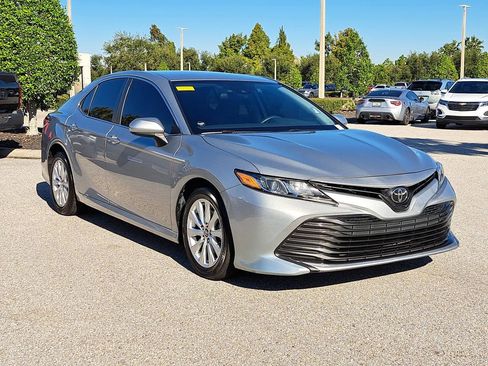 Used 2019 Toyota Camry LE w/ Phone Cable & Charge Package image 2