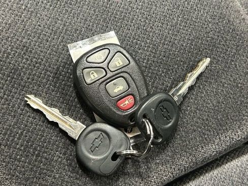Used 2008 Chevrolet Impala LT FWD image 28