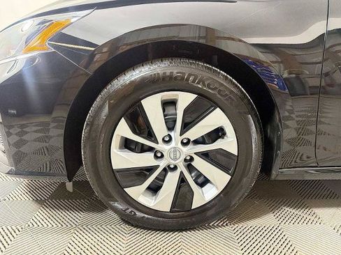 Certified 2025 Nissan Altima 2.5 S FWD image 26