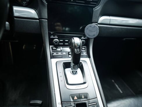 Used 2019 Porsche 911 Carrera RWD image 22