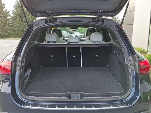 Used 2023 Mercedes-Benz GLC 300 4MATIC image 27