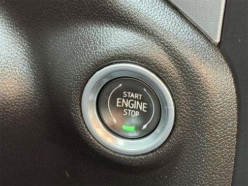 Used 2023 GMC Sierra 2500 SLE w/ SLE Convenience Package image 6