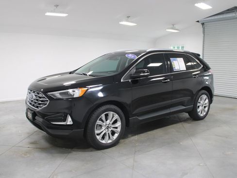 Used 2024 Ford Edge Titanium AWD/4WD image 4