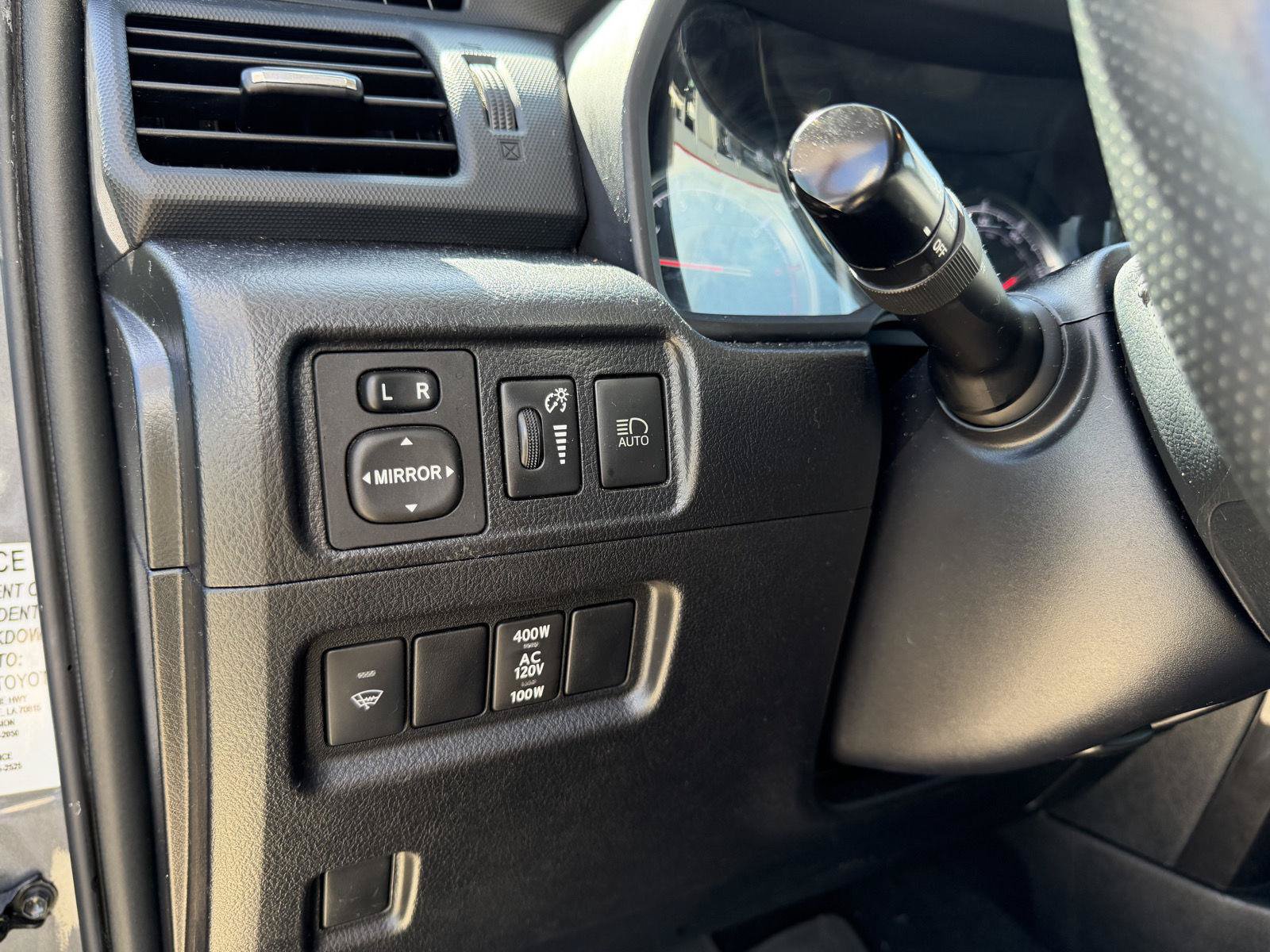 Used 2021 Toyota 4Runner Venture w/ Moonroof Package AWD/4WD image 8