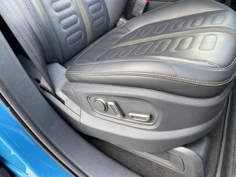 Used 2023 Rivian R1S Adventure AWD/4WD image 35
