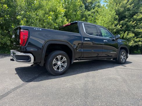 Used 2025 GMC Sierra 1500 SLT AWD/4WD image 21