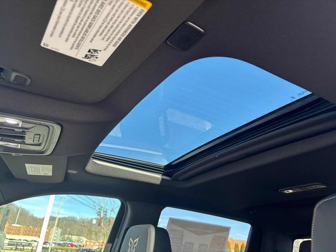 New 2026 GMC Sierra 1500 AT4 w/ AT4 Premium Package image 23