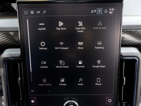 Used 2025 GMC Yukon AT4 w/ Premium Trailering Package image 21