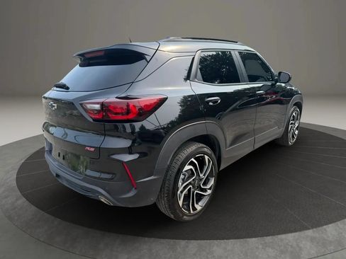 Used 2025 Chevrolet TrailBlazer RS w/ Convenience Package FWD image 5
