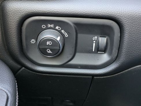 New 2026 RAM 2500 Big Horn AWD/4WD image 27