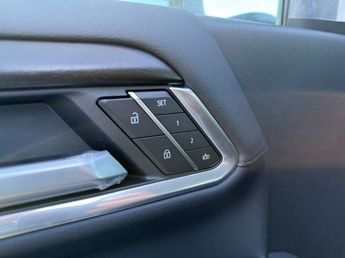 New 2026 GMC Sierra 2500 Denali w/ Denali Reserve Package image 17