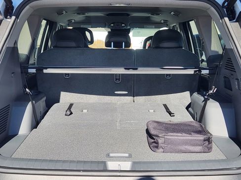 New 2026 Kia EV9 Wind image 14