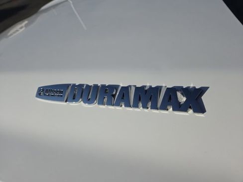 Used 2015 Chevrolet Silverado 2500 LT image 11