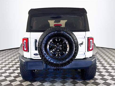 Used 2023 Ford Bronco Wildtrak image 7