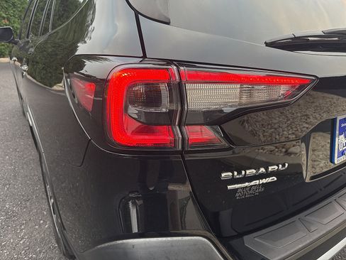 Used 2020 Subaru Outback Touring XT AWD/4WD image 17