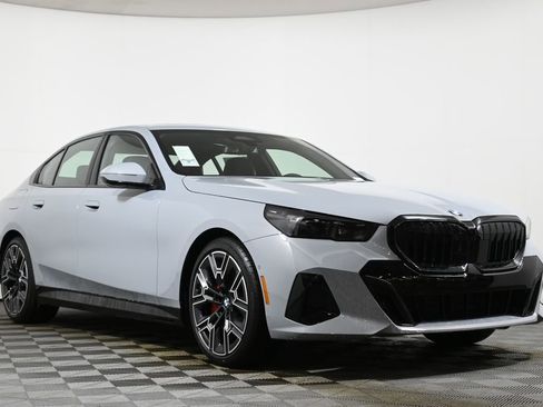 New 2026 BMW 540i xDrive 540i xDrive image 9