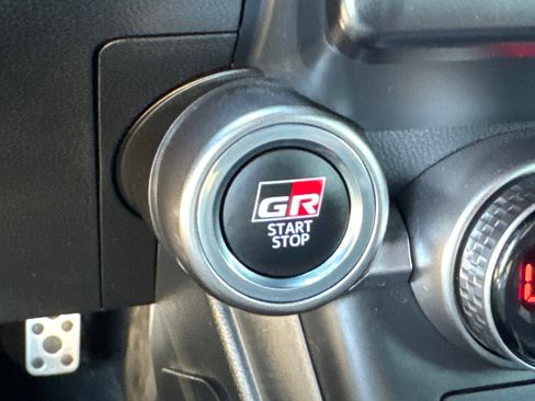 Certified 2022 Toyota GR86 Premium image 30