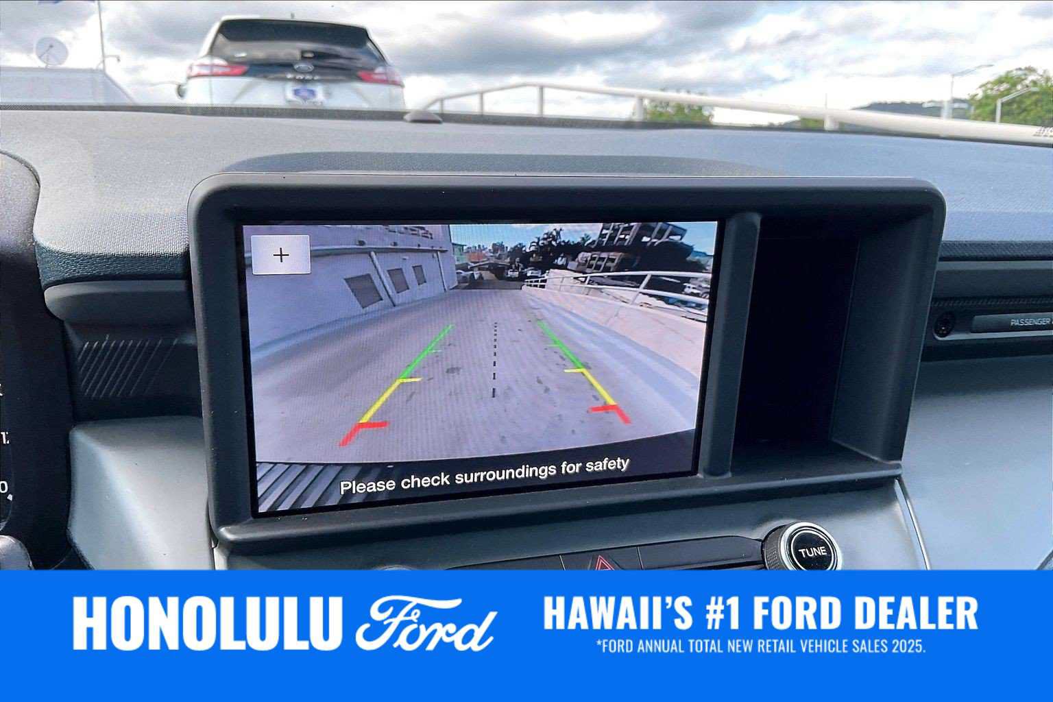 Used 2022 Ford Maverick XL FWD image 26